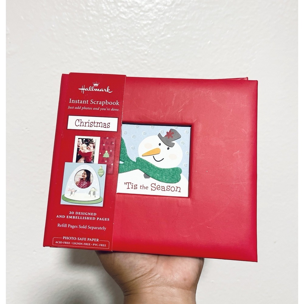 Hallmark Christmas Instant Scrapbook Photo Album 20 Embellished Pages Red